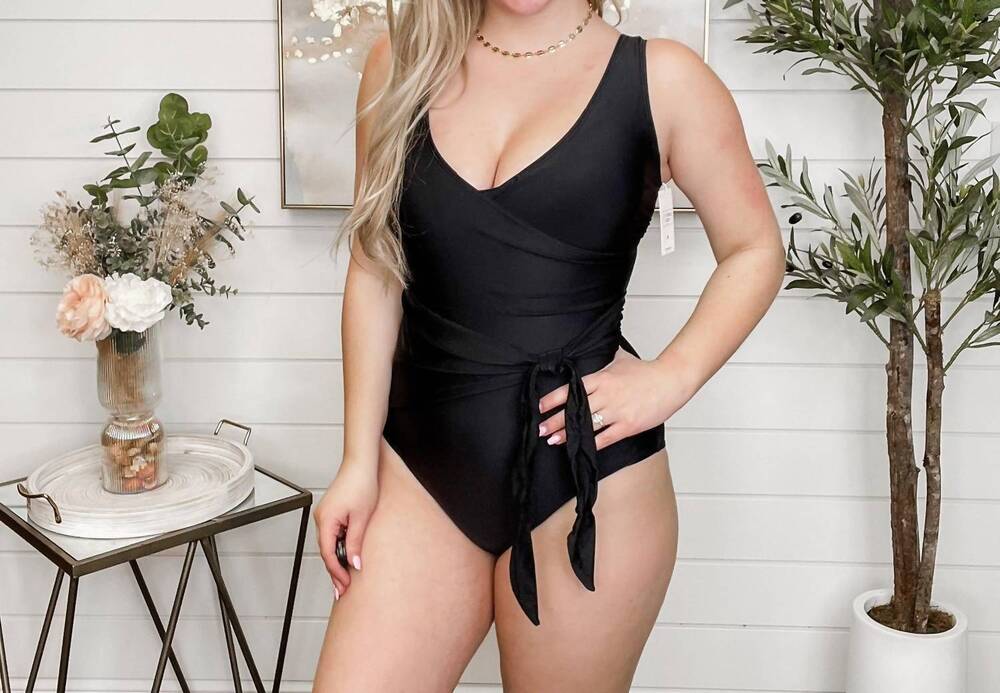 NEW CORAL REEF SWIM take a lap one piece swimsuit in black